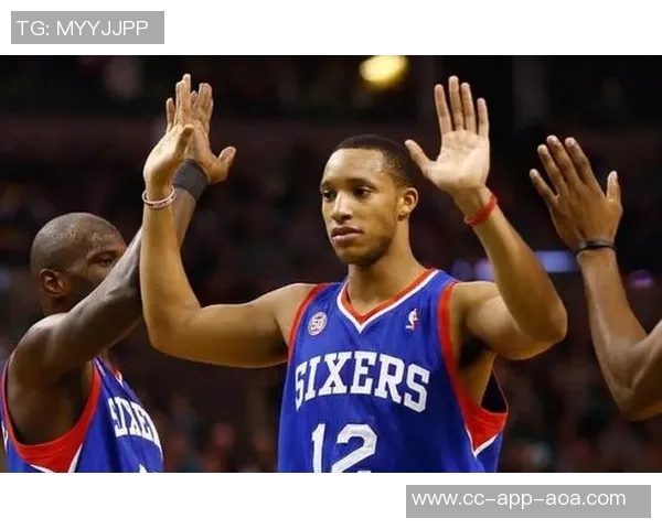 里弗斯称赞特纳表现出色正在努力为其找到最佳位置 里弗斯称赞特纳表现出色正在努力为其找到最佳位置